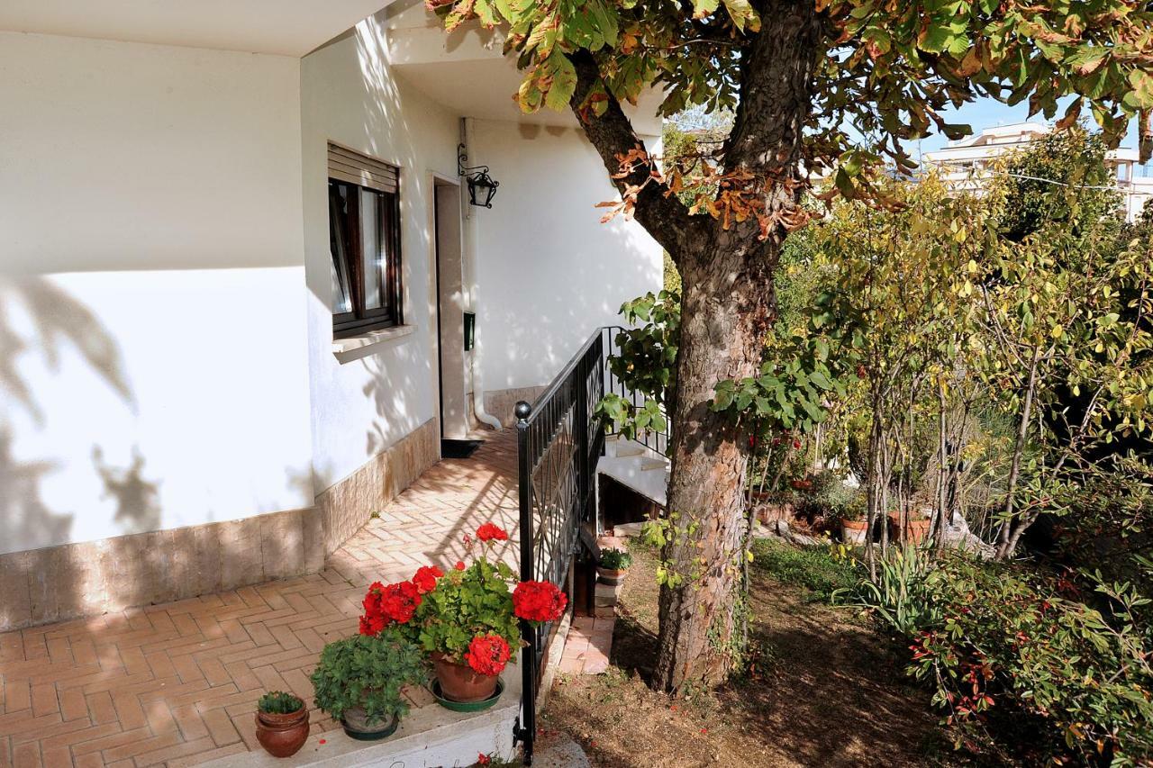 A Casa Di Galdino E Vittorianna Apartment L'Aquila Luaran gambar